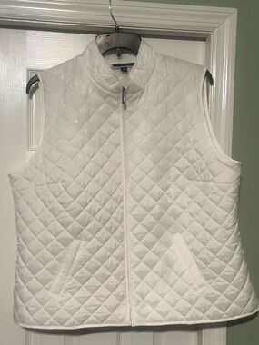 Karen Scott White Quilted Sleeveless Vest